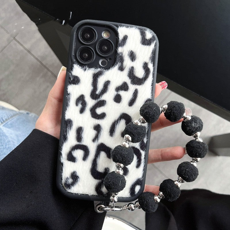 1 Leopard Printed Plush Phone Case