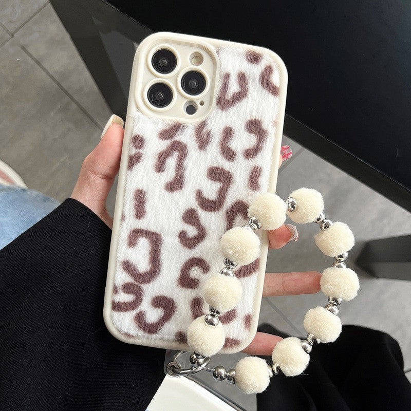 1 Leopard Printed Plush Phone Case